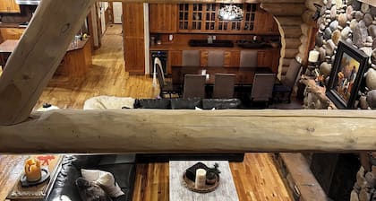 Moose Hollow Rustic Log Cabin Rustic Weber River Retreat in Oakley, UT Sleeps 22