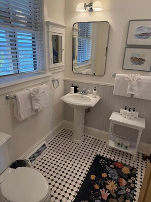 Hair dryer, towels