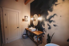 Ympäristöystävälliset hygieniatuotteet, hiustenkuivaaja, pyyhkeet