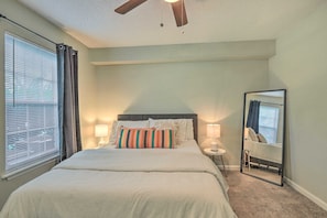 1 habitación, tabla de planchar con plancha, wifi y ropa de cama 
