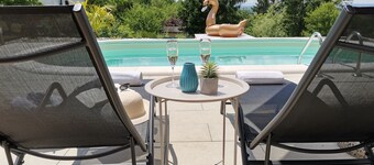 Hilltop house with jacuzzi, sauna, pool, barbecue, and orchard