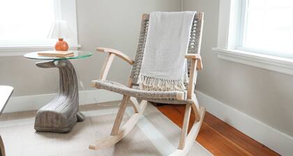 Soothing 2-bedroom cottage with Sauna in Old Orchard Beach