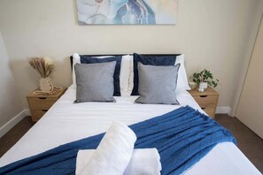 3 Schlafzimmer, Bügeleisen/Bügelbrett, Reisekinderbett, WLAN