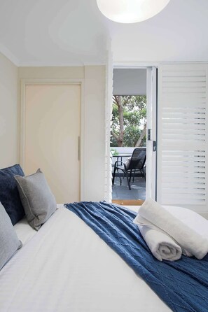 3 habitaciones, tabla de planchar con plancha, cuna de viaje y wifi 