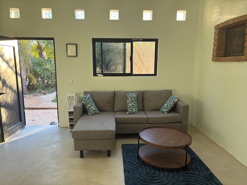 Spacious 1 bedroom Casita near Surf Breaks