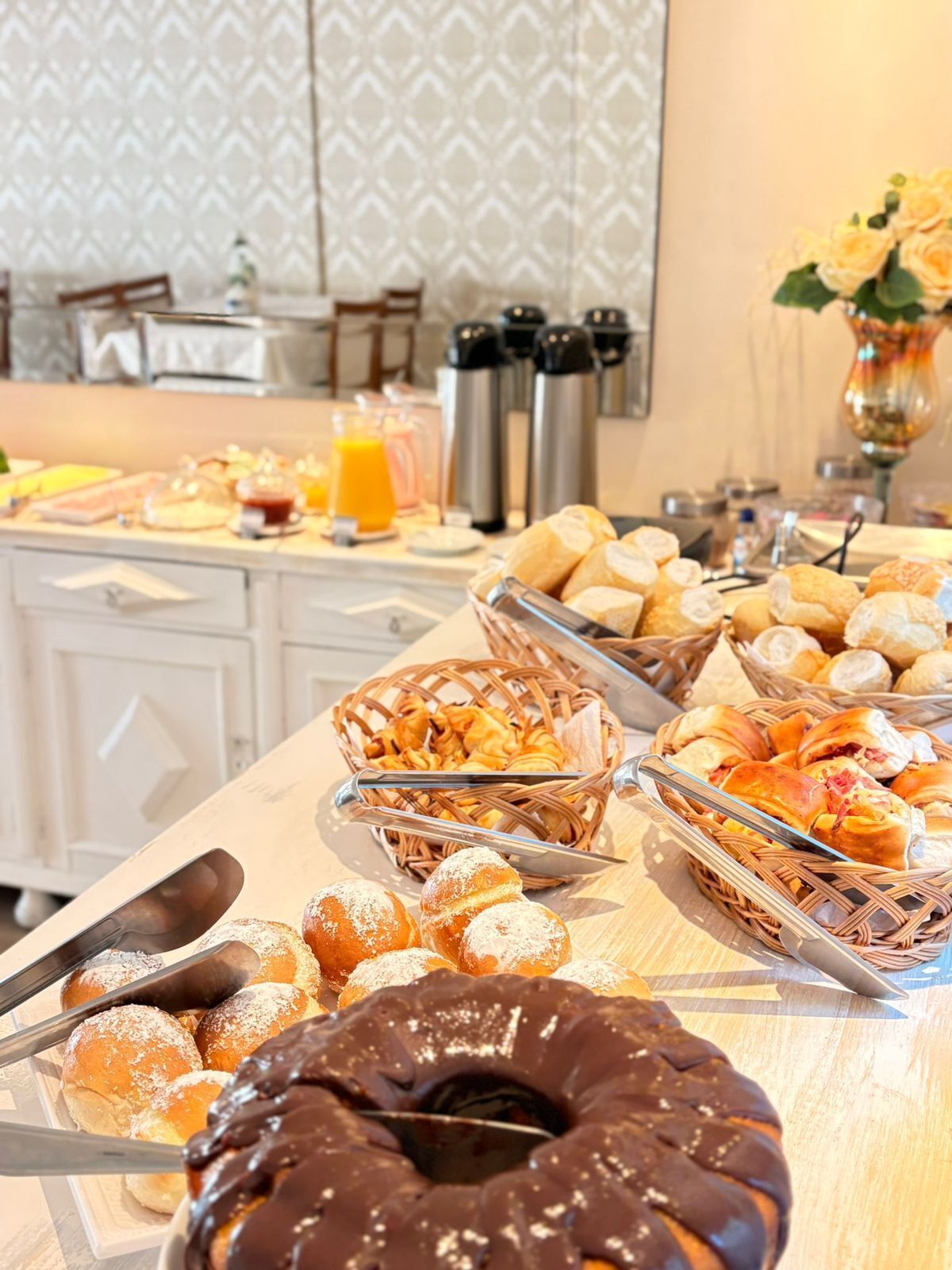 Free daily full breakfast