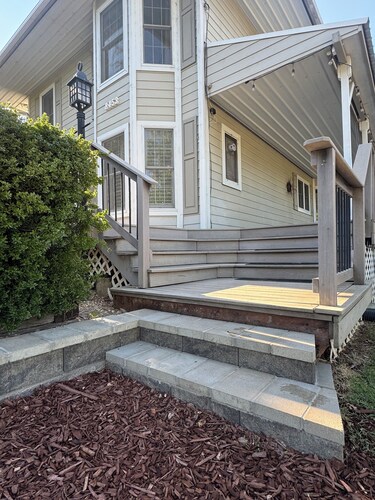 Boho Farmhouse in Historic Gold Country: Great for Large Families or Groups!