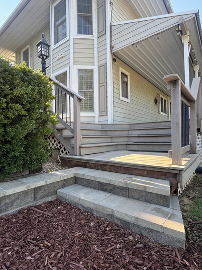 Boho Farmhouse in Historic Gold Country: Great for Large Families or Groups!