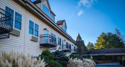 Cozy Condo in Beautiful Lake Harmony, Pocono Mountains