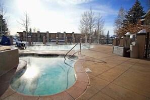 A heated pool - Club-B211: Fully Renovated, Panoramic Mountain Views, Prv W/D, Ski In Ski Out (Steamboat Springs)
