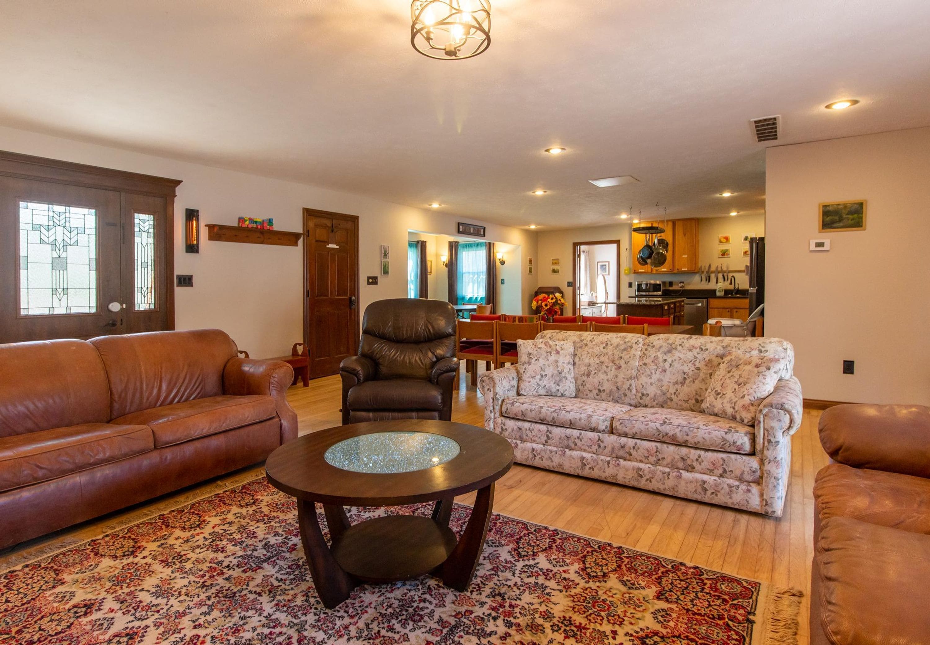 Rumah | 6 kamar tidur