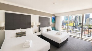 Desk, iron/ironing board, bed sheets - Central Located 2 Double-bed Hotel Room in Surfers (Surfers Paradise)