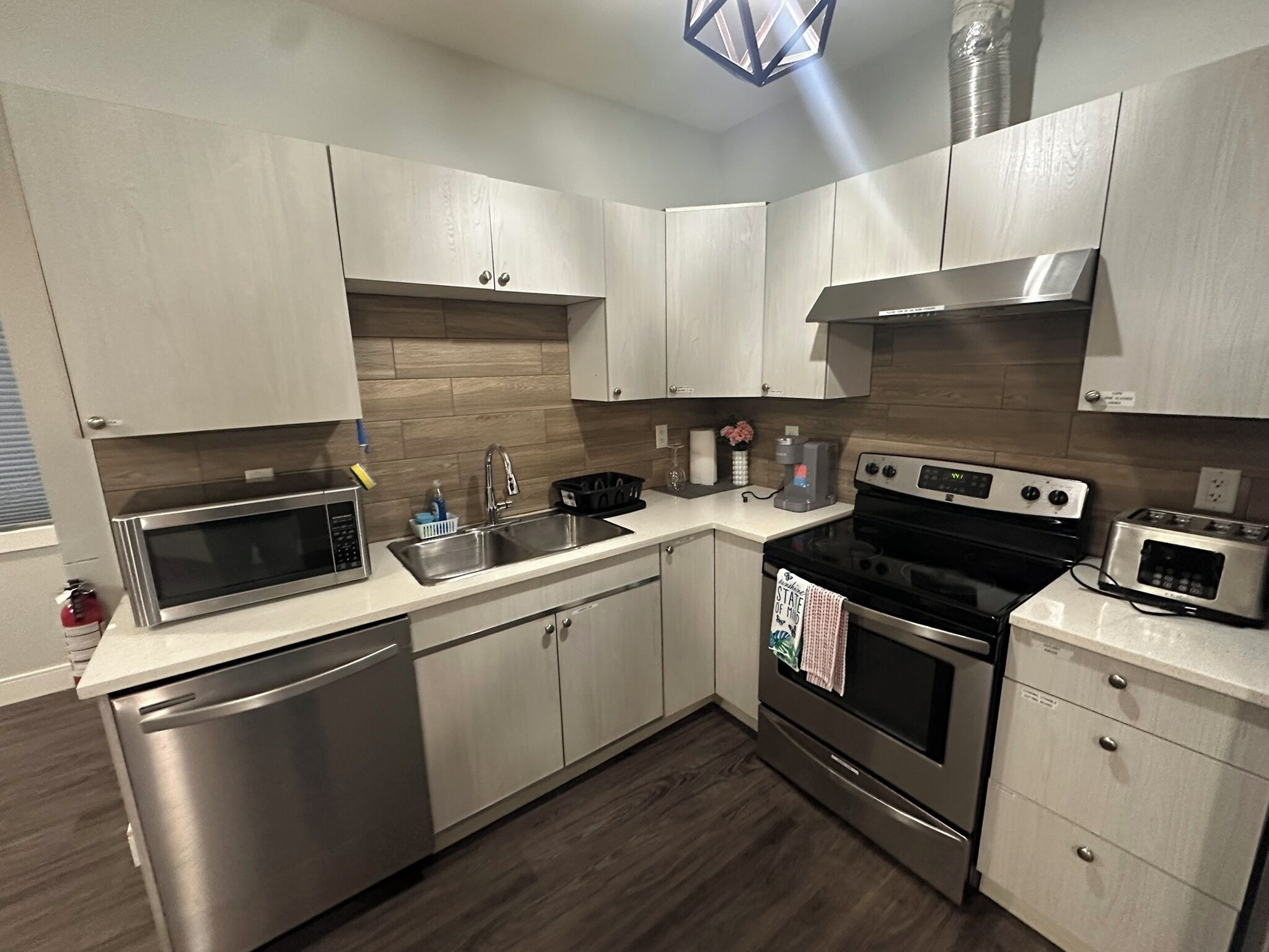 Microwave, oven, stovetop, dishwasher