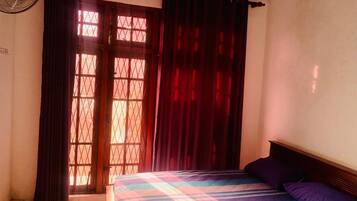 Chambre Double, vue ville