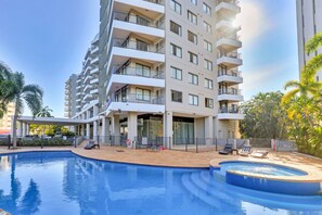 Pool - Top Floor Tropical Escape | Pool | King Bed | Balcony (Darwin City)