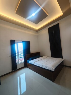 Standard Double Room | Free WiFi - Guesthouse Twin Bromo (Probolinggo)