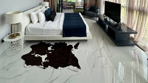 Ảnh chưa phân loại, 3 trong số 18 ảnh, nút