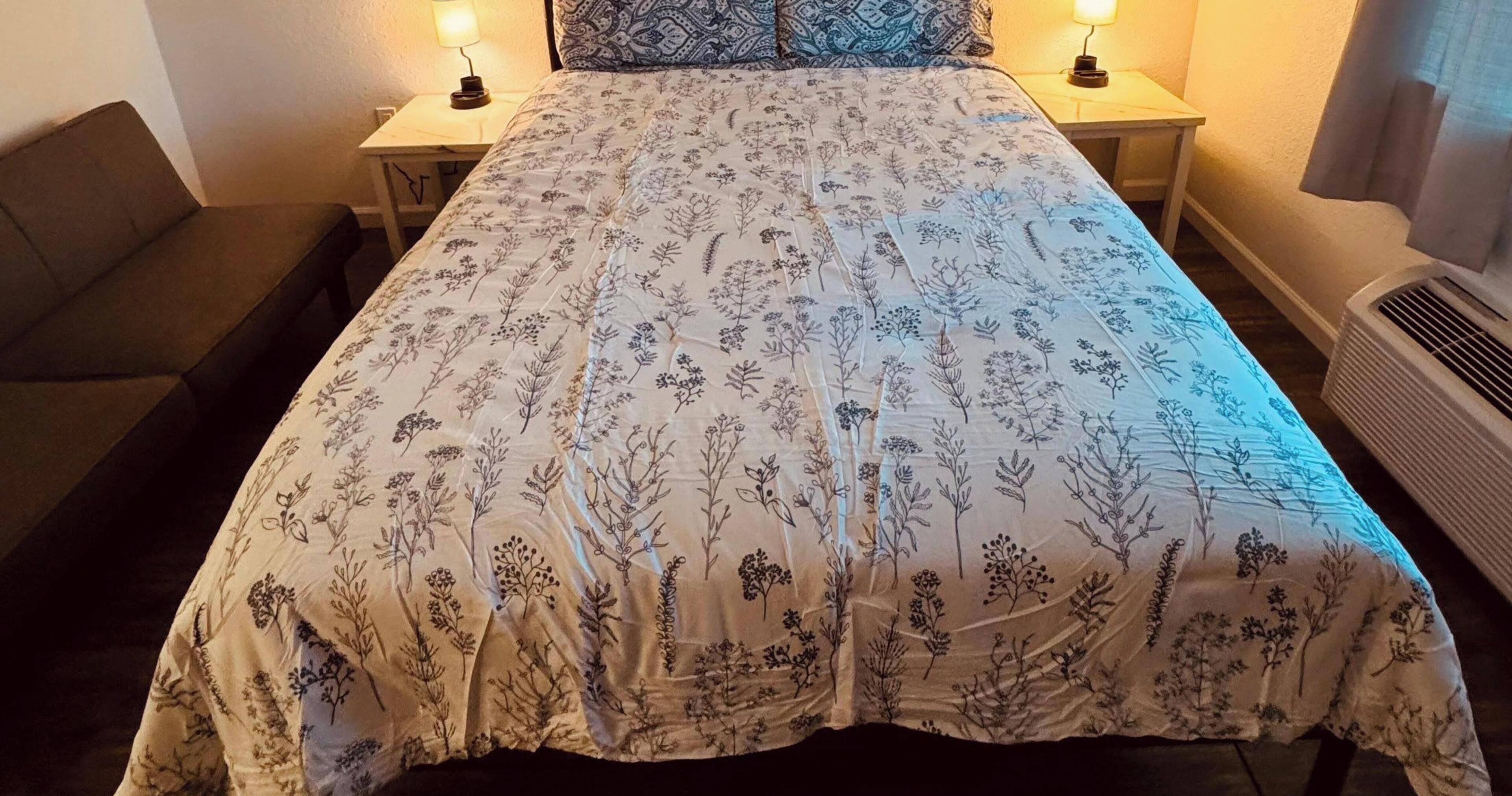 1 chambre, bureau, accès au Wi-Fi (inclus), literie fournie