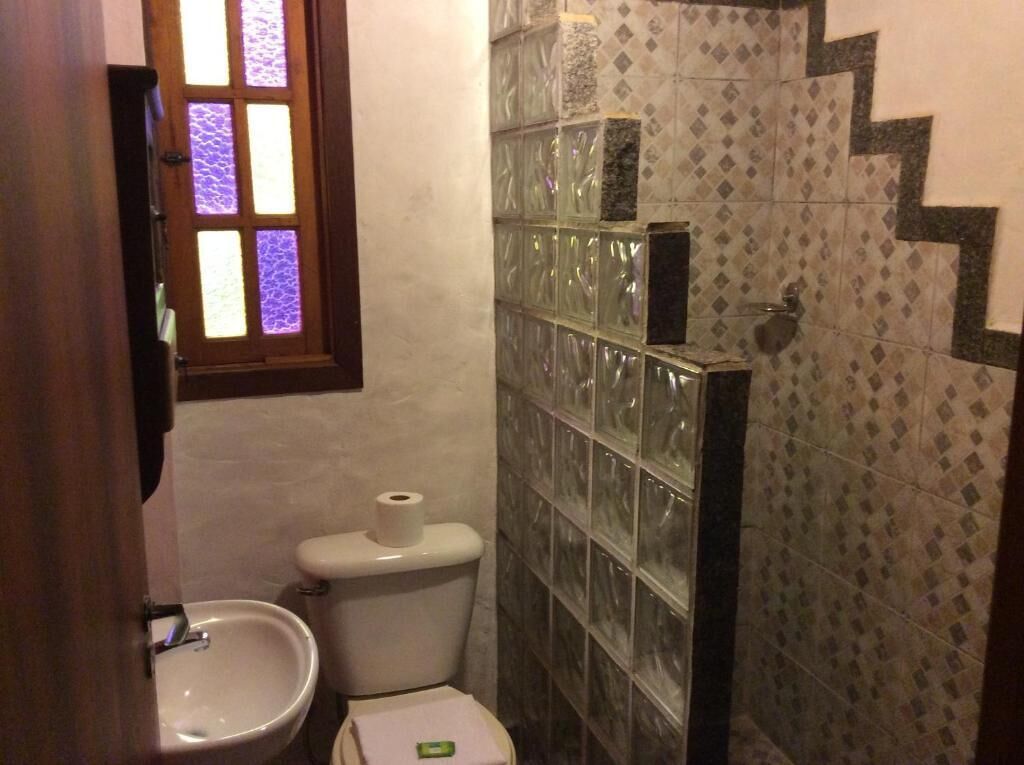 Kamar Double, 1 Tempat Tidur Double, Hewan Peliharaan Diizinkan | Kamar mandi