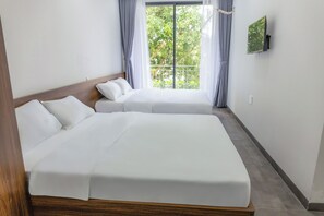 ห้องแฟมิลี่สำหรับสี่ท่าน, ระเบียง | ผ้าม่านกันแสง, เตารีด/โต๊ะรีดผ้า, Wi-Fi ฟรี