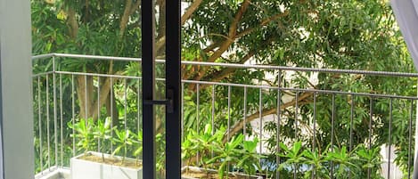 Blackout curtains, iron/ironing board, free WiFi