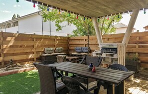 Outdoor dining - Bel appartement avec terrasse (Mimizan)