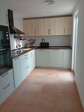 Fridge, microwave, oven, stovetop - Your best vacations in La Cala de Mijas (Las Lagunas de Mijas)