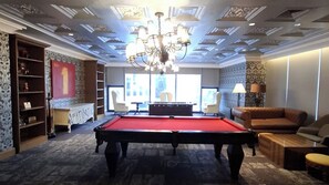 Games room - STAYLUXIA Knightsbridge Delux 1BR, FREE Amenities, Pool, Netflix, Panoramic View (Makati)
