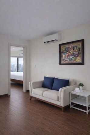 Living area - STAYLUXIA Knightsbridge Luxury 1BR, FREE Amenities, Pool, Netflix (Makati)