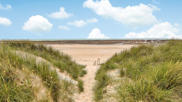 A beach path leading to a sandy beach with dunes on either side. - Pet friendly home in Saint-Denis-le-Vêtu with WiFi (Saint-Denis-le-Vêtu)