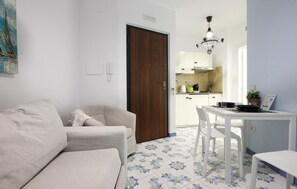 TV - Gorgeous apartment in Vico Equense with WiFi (Vico Equense)