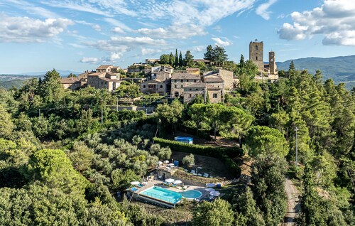 Cozy apartment in Montecastelli Pisano