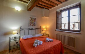 2 sovrum, resesäng och gratis wi-fi