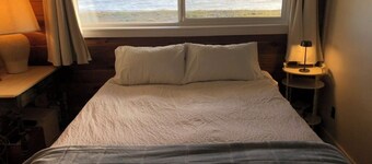 Ocean Front Log Cabin on Haida Gwaii