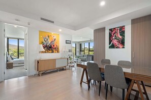 Dining - Elegant 3-Bed Apt with Park Views in Campbell (Campbell)
