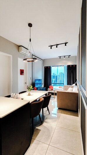 In-room safe, blackout drapes, iron/ironing board, free WiFi - Axon Residence Bukit Bintang by Fie (Kuala Lumpur)