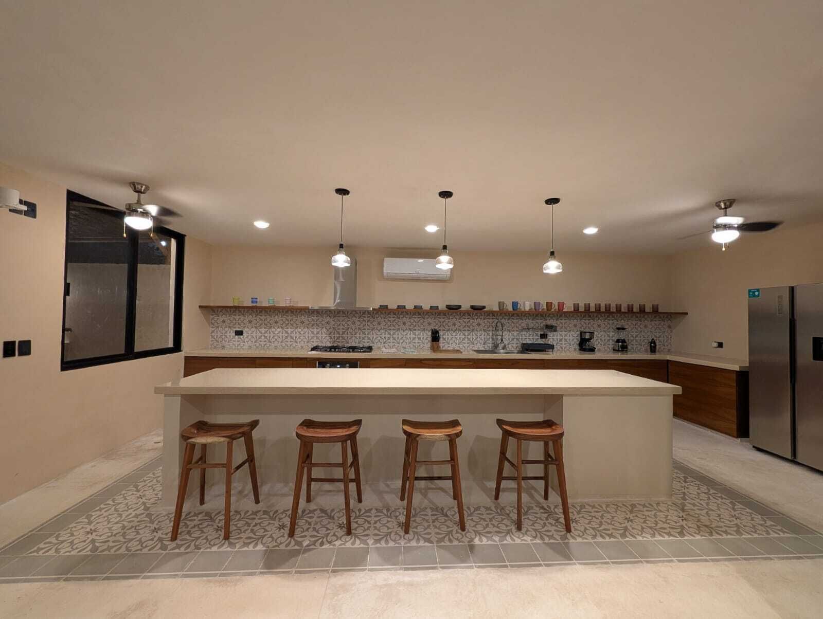 Fridge, microwave, oven, coffee/tea maker