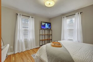 3 Schlafzimmer, Bügeleisen/Bügelbrett, Reisekinderbett, kostenloses WLAN