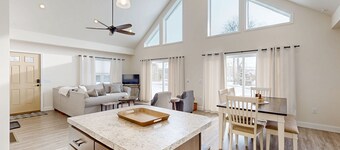 Dog-friendly house w/ shared sandy beach, lake views, bbq, patio, firepit, a/c