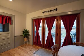 Interior - River Valley Rest - River Valley Rest (Dayton)