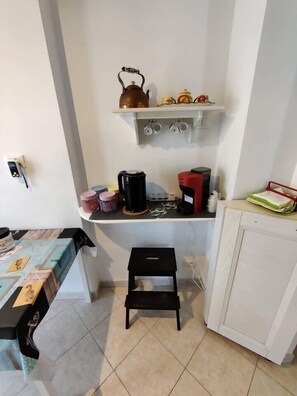 Interior - Cozy Flat Near Beach | WiFi & Comfort, Torvaianica (Torvaianica)