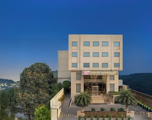 Front of property - Country Inn Premier Amritsar (Amritsar)