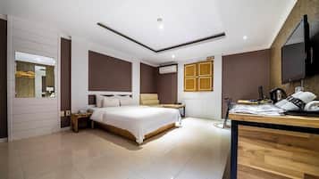 Deluxe Double Room | Free WiFi