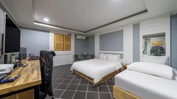 Twin Room | Free WiFi