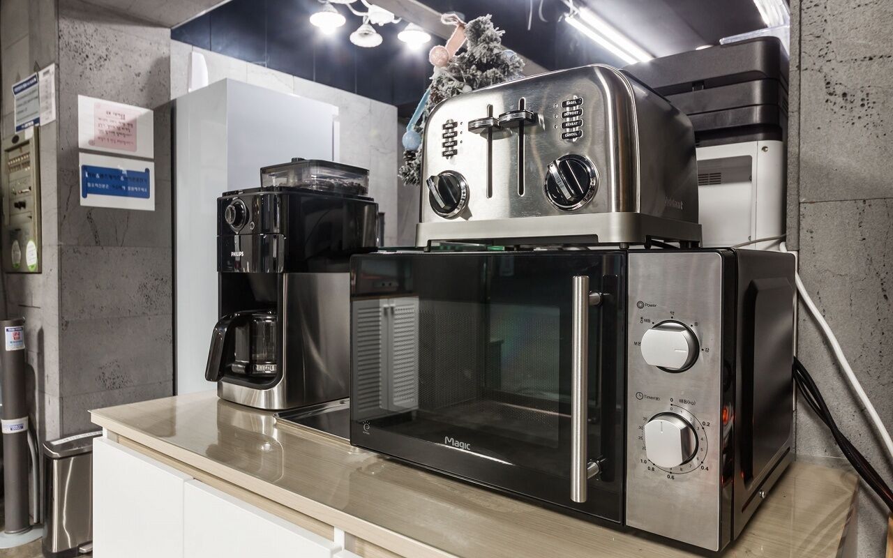 المنشأة من الداخل