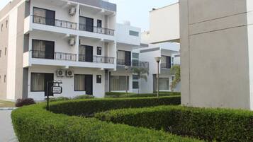 Deluxe Double Room, Garden View | Exterior