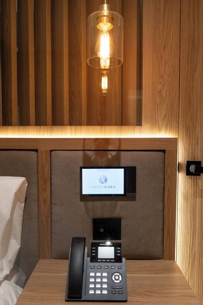 Superior Room | In-room safe, iron/ironing board, free WiFi - Punto Suites Periférico Sur (Mexico City)