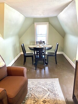 Dining - In-N-Out: 1 Bed, 1 Bath Cozy Attic Triplex Apartment (Lakewood)