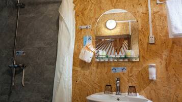 Comfort Double or Twin Room | Bathroom | Shower, free toiletries, hair dryer, towels