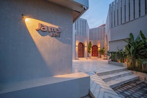 Exterior detail - JamS Bali (Canggu)